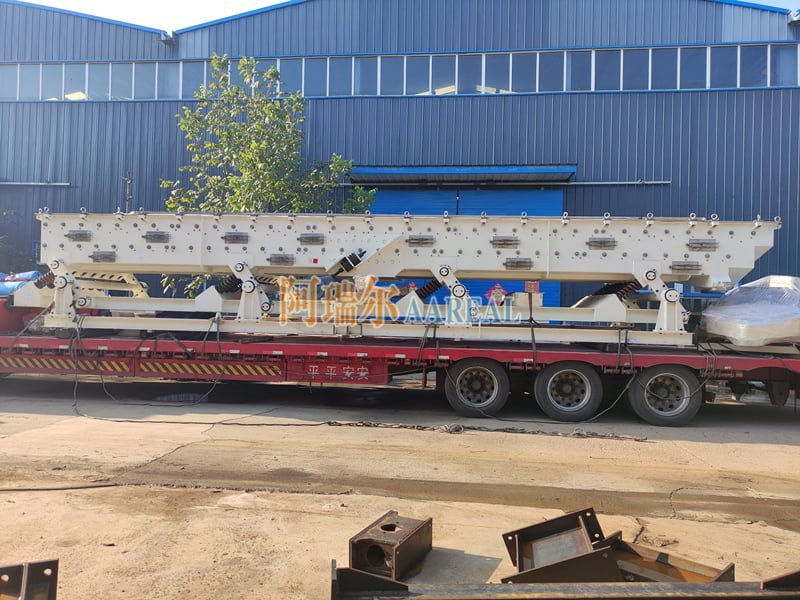 1800*11500mm Three-Mass Perfect Balanced Vibrating Conveyor Screen for White Granulated Sugar