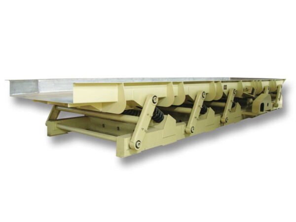 Одномассовый вибрационный конвейер с шатуном