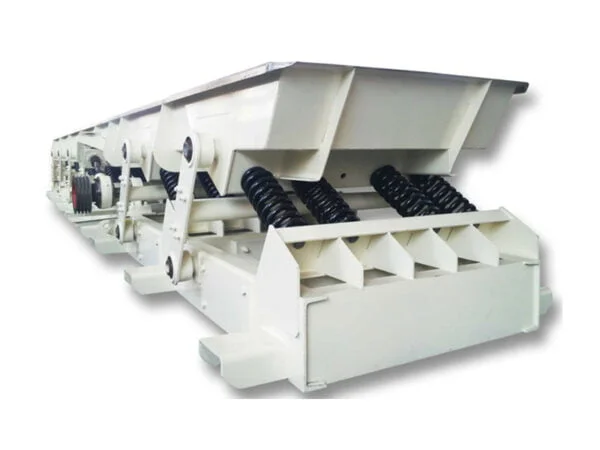 Двухмассовый резонансный сбалансированный вибрационный конвейер